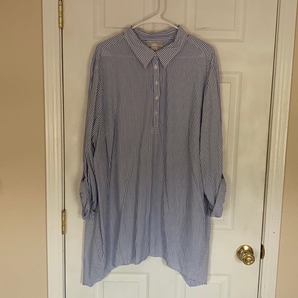 Quarter Button-Down Tunic Blouse